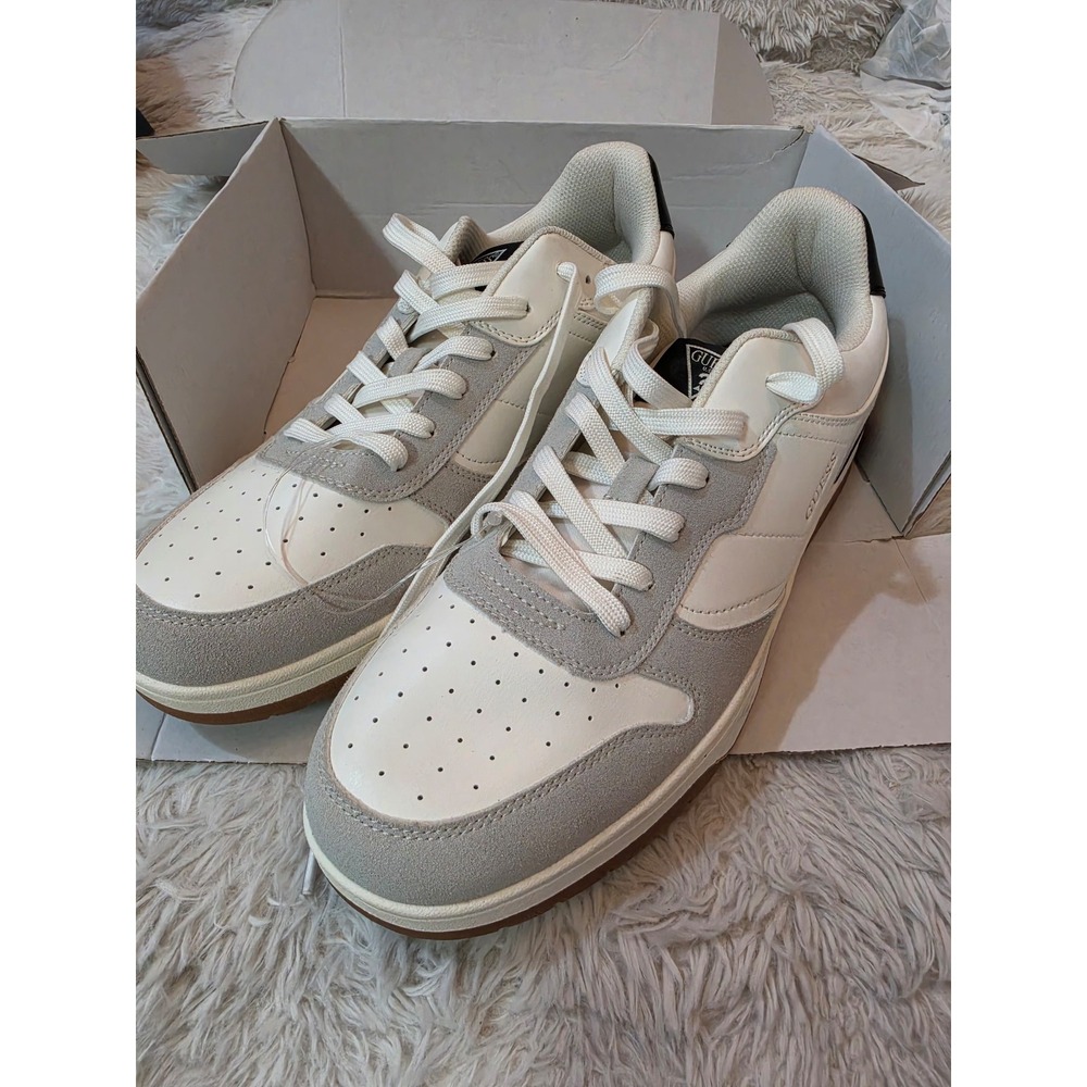 Guess Mens Nerren Sneakers Grey Cream White Low Top GMNERREN Size 13 NEW
